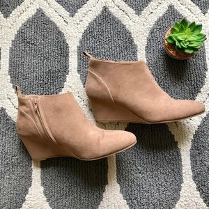 FOREVER 21 — Nude Ankle Boots